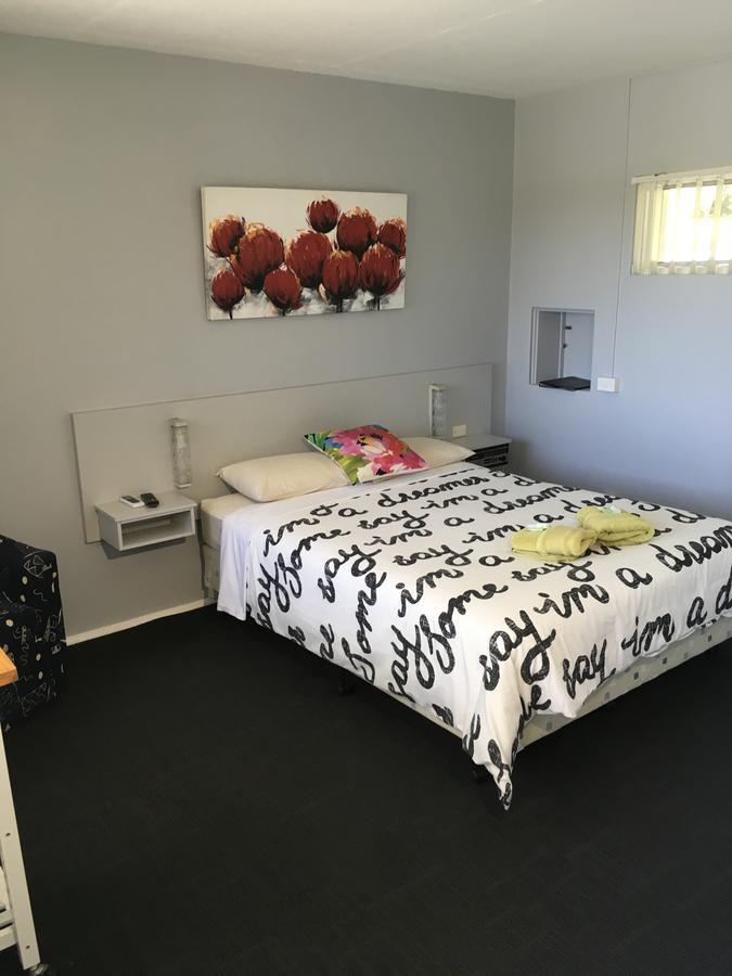 Plantation Retro Motel Tyndale Экстерьер фото